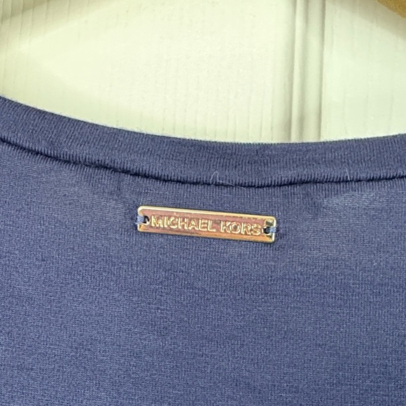 2 for 1 Bundle Michael Kors M Navy Floral Flutter Tank/NWT Ultra Pink Teal Tank - Picture 6 of 14